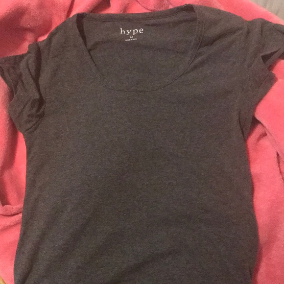 gray t-shirt - Picture 1 of 1
